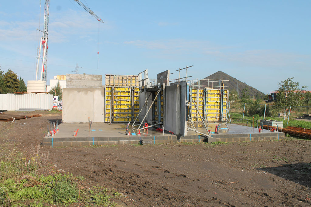 Les murs séparatifs en béton banché